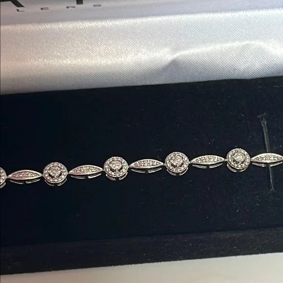 Kay Jewelers Silver Tennis Bracelet with real diamonds - Picture 3 of 12